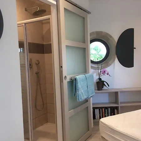 Villa Hexagonal Tower For 2 With Shared Pool à Semur-en-Auxois Extérieur photo